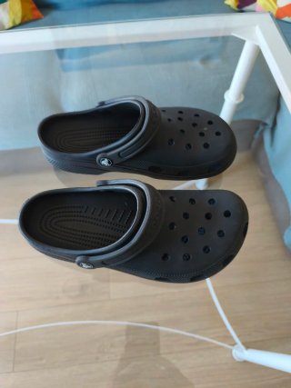 Crocs Negras Talla 40