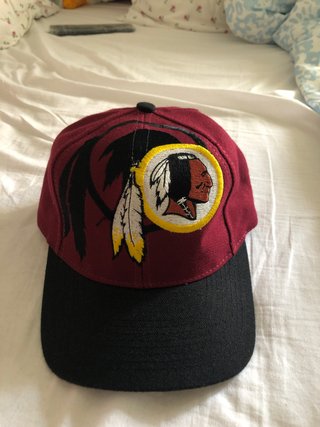 Cappellino con visiera