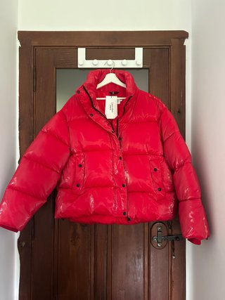 Plumas Rojo Brillante Calvin Klein