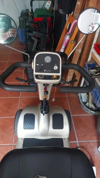 Scooter movilidad reducida 3años