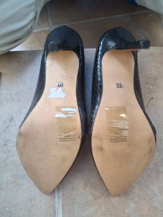 Zapatos de tacón negros talla 38