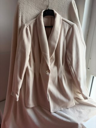 Cappottino leggero autunnale beige