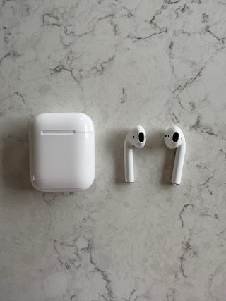 AirPods 2ª generación (2019) | Originales | Estuch