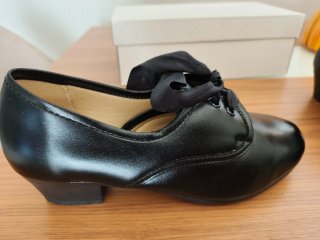 Zapatos de baturra negros