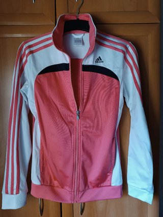 Sudadera deportiva rosa. Adidas.