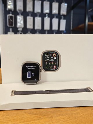 APPLE WATCH ULTRA 2 49MM CEL TITANIUM 100% BAT