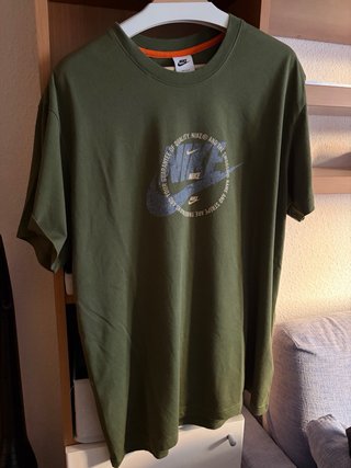 Camiseta Nike Dri-FIT Talla L Verde Militar