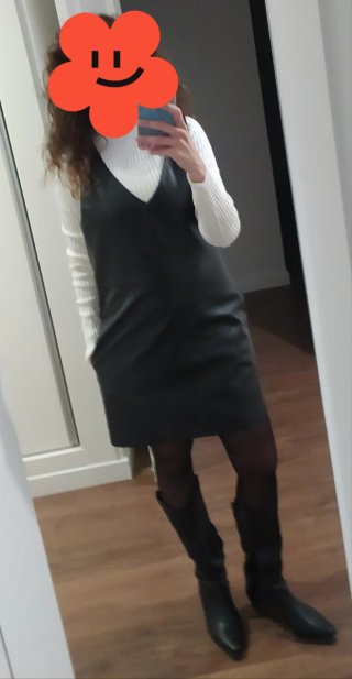 Mono de polipiel negro
