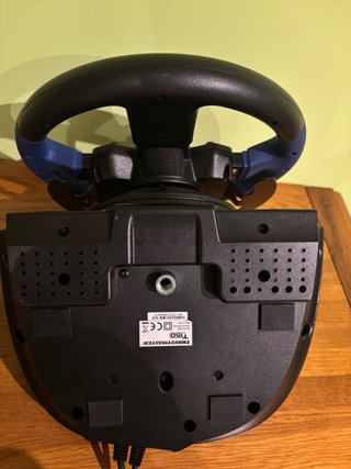 Volante Thrustmaster T150 Pro PS5/PS4