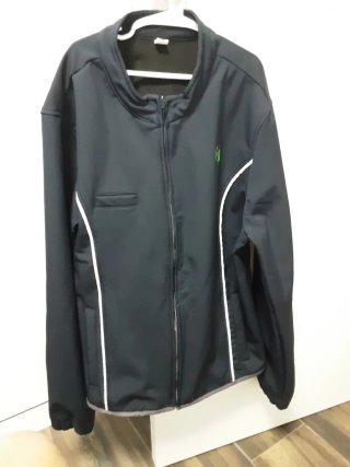 Chaqueta impermeable negra talla L