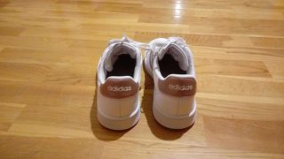 Zapatillas adidas Blancas y Doradas
