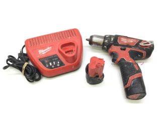 taladro a bateria milwaukee m12bpd