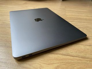 MacBook Air Space Gray Modelo 2019 i5 8Gb Ram 256G