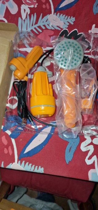Ducha Portátil Camper Zanmax a batería.