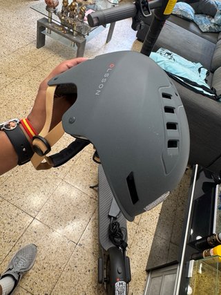 Xiaomi Mi Electric Scooter Elite + Casco