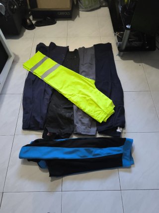 Set de 8 Prendas de Ropa de Trabajo