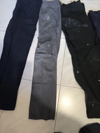 Set de 8 Prendas de Ropa de Trabajo