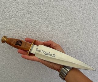 Grabado láser personalizado en accesorios de caza
