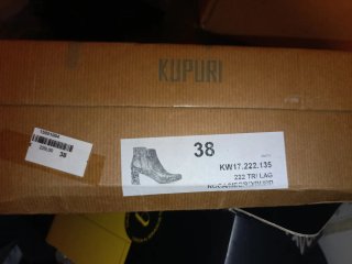 Botines Kupuri Negro y Burdeos