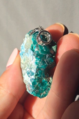 Colgante de Dioptasa de Namibia