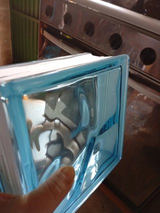 Ladrillo de cristal azul