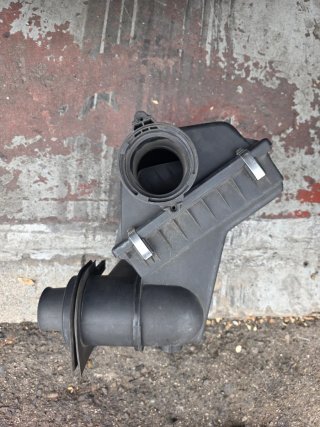 Caja de filtro de aire BMW E34 3.0 V8