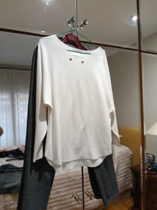 Conjunto chaqueta y pantalón gris