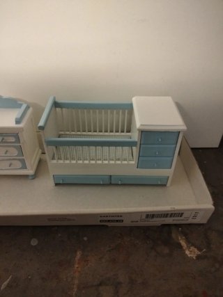 Atrezzo Maquetismo Casa Muñecas Bebé