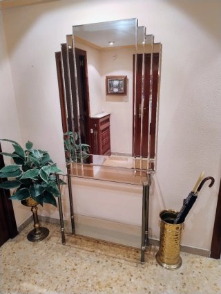 Conjunto entrada con espejo y consola de cristal