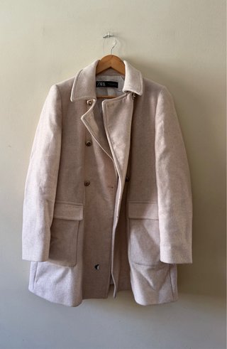 Abrigo beige Zara