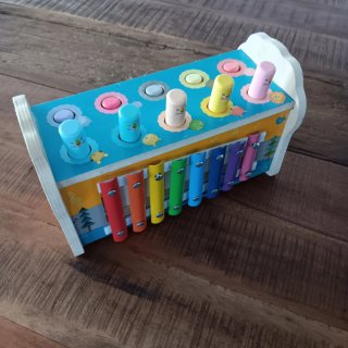 Juguete musical madera xilófono y martillo
