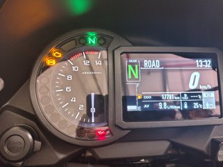 Kawasaki Versys 1000 SE GRAND TOURER