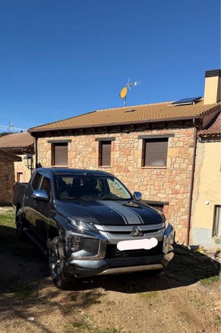 Mitsubishi L 200 2021