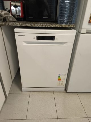 Samsung DW60M6040FW/EC