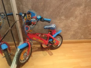 Bicicleta Patrulla Canina Roja
