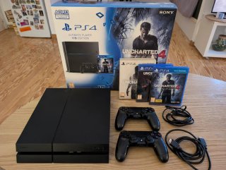 PS4 (PlayStation 4) 1TB + Saga Uncharted