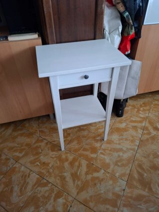 Mesa Auxiliar IKEA Blanca