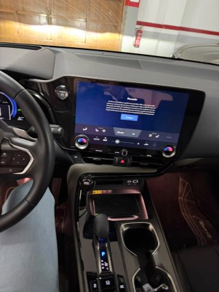 Lexus NX 350h Overtrail 8000 KM