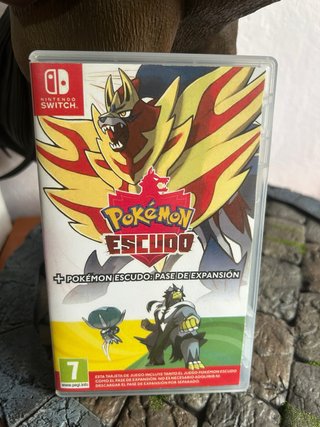 Pokémon Scudo + Pass espansione (Switch)