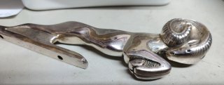 Embellecedor de Coche Antiguo - Figura de Carnero