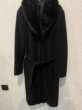Abrigo largo mujer negro con cuello extraible