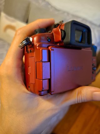 Lumix G1 roja – Micro 4/3 – Funciona perfectamente