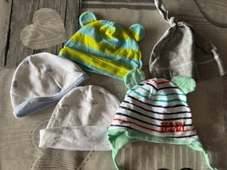 Set di 5 cappellini in cotone per neonato