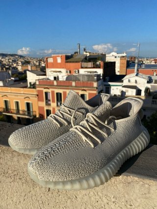 Adidas Yeezy Boost talla 42.5