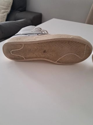 Zapatillas Nike Altas Blancas y Grises