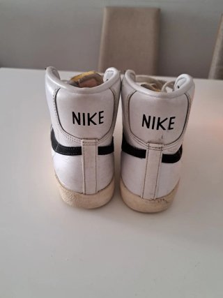Zapatillas Nike Altas Blancas y Grises