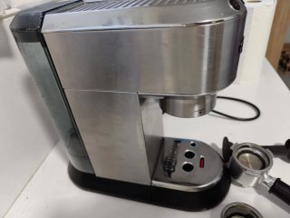 Macchina da caffè DeLonghi Dedica Style