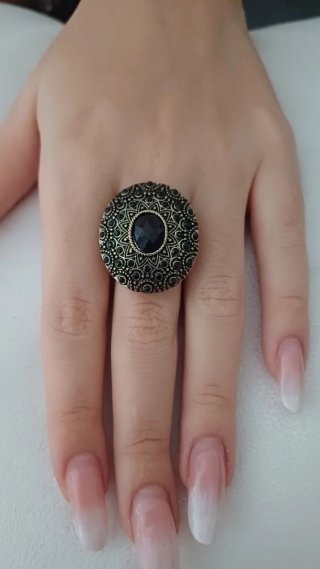 Anello vintage oro e nero
