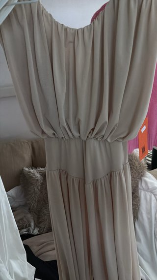 Lote de vestidos y. Monos y camisa de mujer y homb