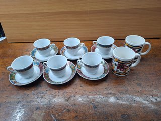 Set 6 Tazzine con Piattini